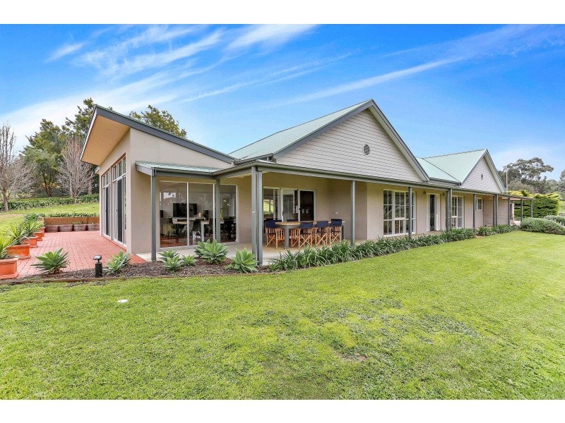 351 Chapel Hill Road, Blewitt Springs SA 5171