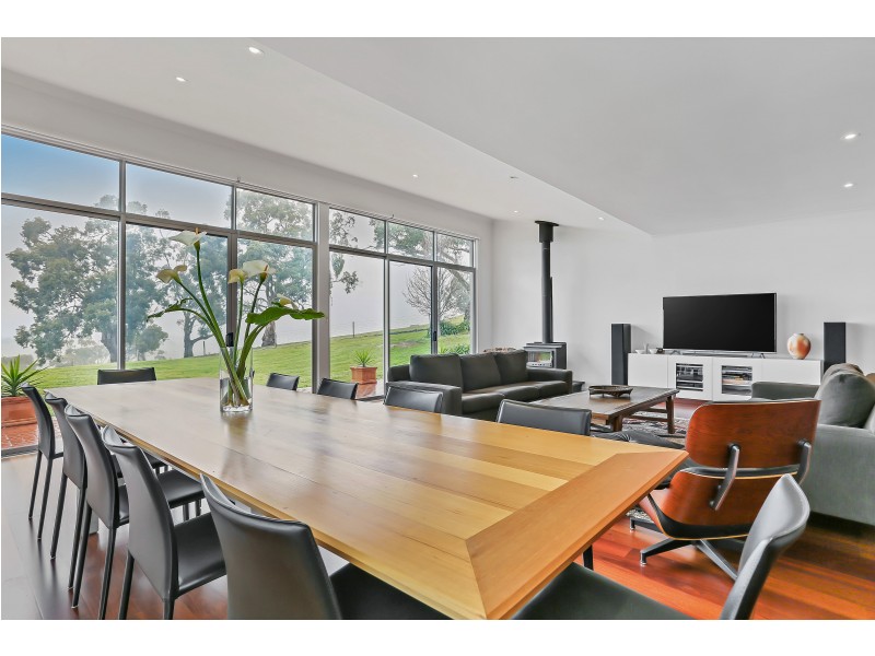 351 Chapel Hill Road, Blewitt Springs SA 5171