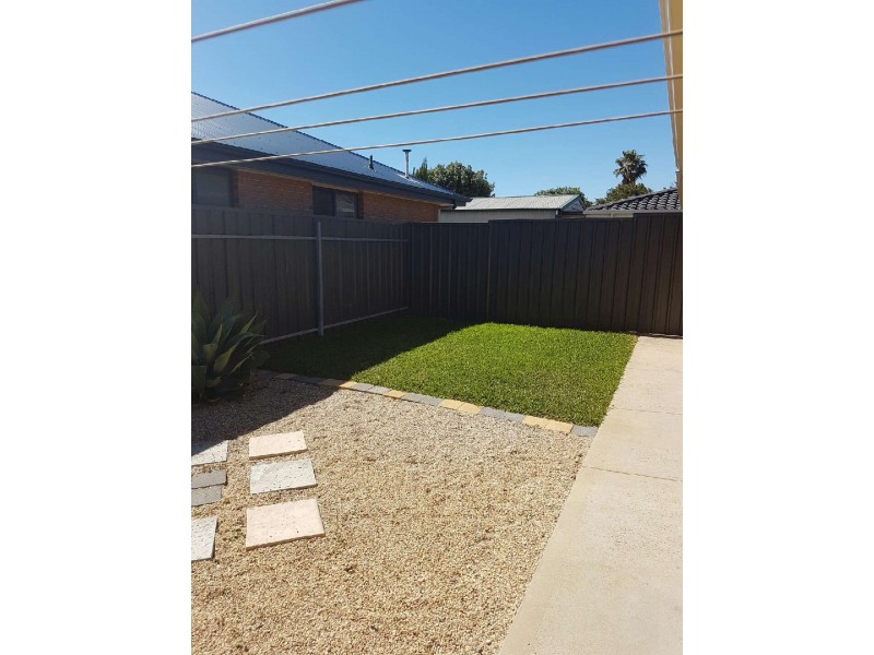 2/269 Commercial Road, Seaford SA 5169