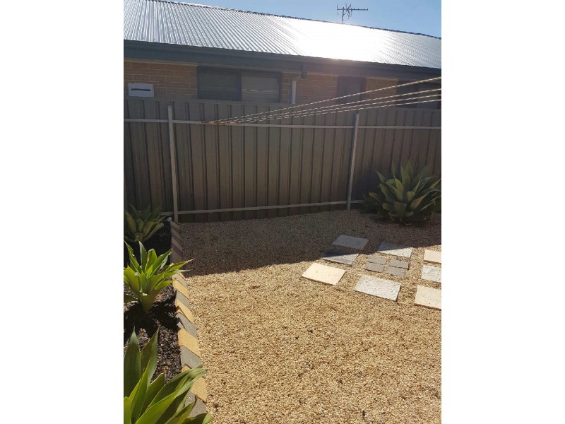 2/269 Commercial Road, Seaford SA 5169