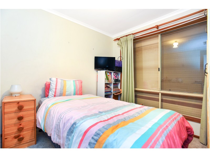 6 De-Caux Avenue, Port Willunga SA 5173