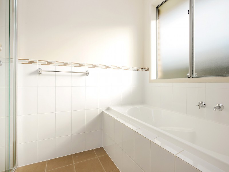11 Sapphire Way, Aldinga Beach SA 5173