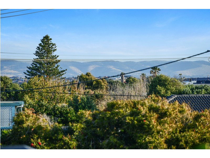 2 Compass Drive, Seaford SA 5169