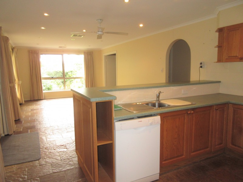 6 Chapman Avenue, Mclaren Vale SA 5171