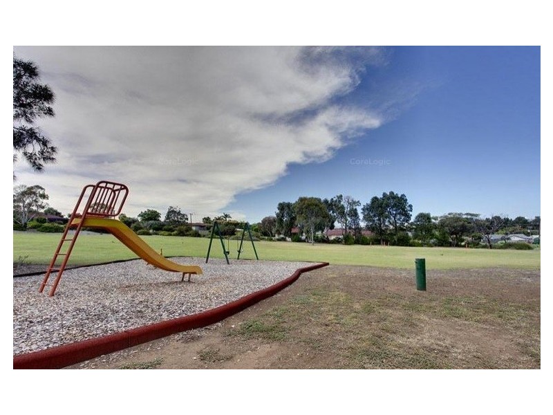 9 Hender Avenue, Port Noarlunga SA 5167