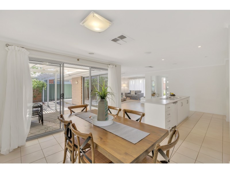 8 Emerald Boulevard, Aldinga Beach SA 5173