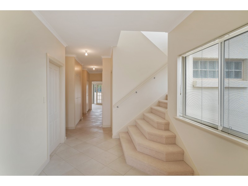 8 Mayflower Court, Encounter Bay SA 5211
