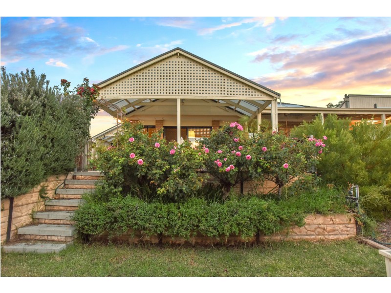 35 Macquarie Street, Moana SA 5169