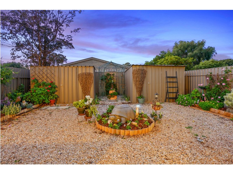 37 Irving Road, Aldinga Beach SA 5173