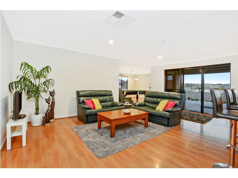 39 Esperance Boulevard, Seaford Rise SA 5169