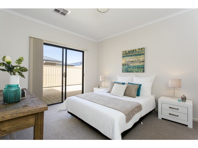 18 Kaurna Avenue, Aldinga Beach SA 5173