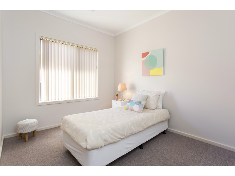 18 Kaurna Avenue, Aldinga Beach SA 5173