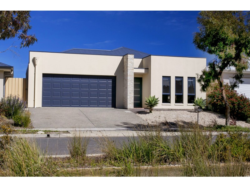 18 Kaurna Avenue, Aldinga Beach SA 5173