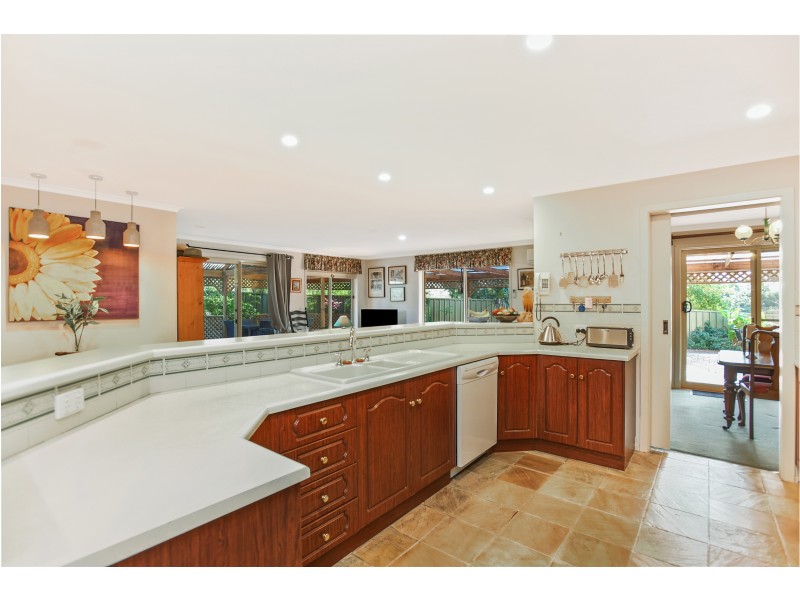 47 Abbott Avenue, Mclaren Vale SA 5171