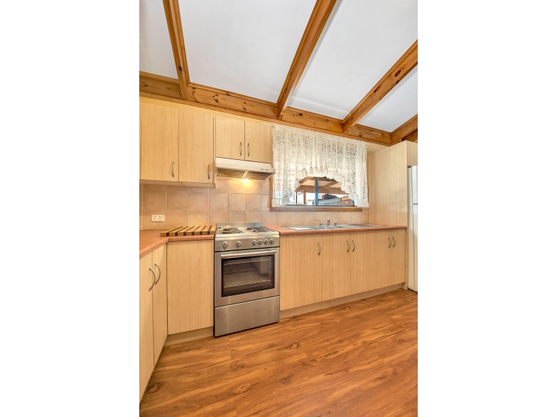 29 Jaguar Avenue, Port Willunga SA 5173
