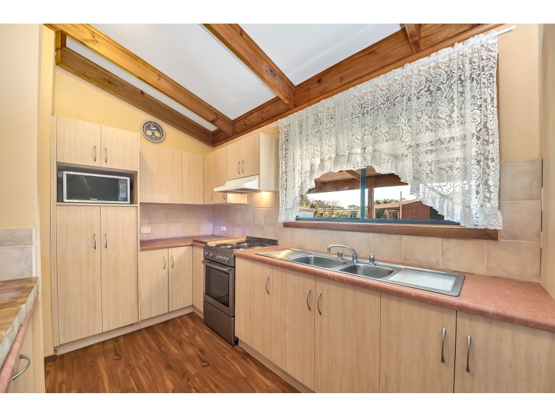 29 Jaguar Avenue, Port Willunga SA 5173