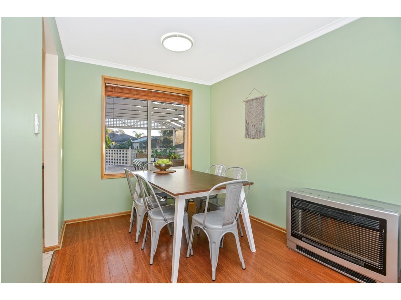 24 Admiralty Crescent, Seaford Rise SA 5169