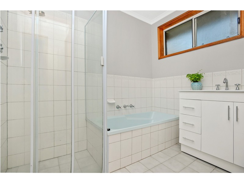 24 Admiralty Crescent, Seaford Rise SA 5169