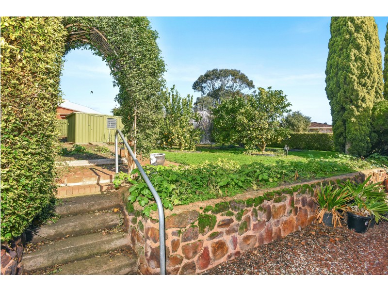 6 Mataro Avenue, Mclaren Vale SA 5171