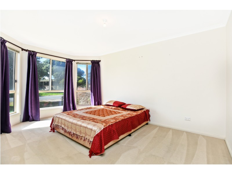 34 Whinnerah Avenue, Aldinga Beach SA 5173