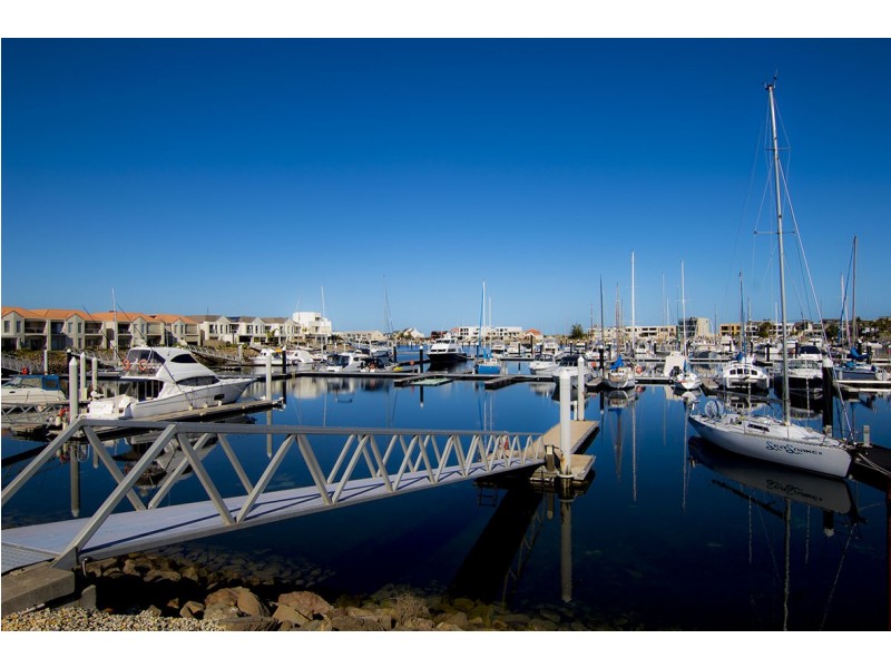 13 Australia Two Avenue, North Haven SA 5018