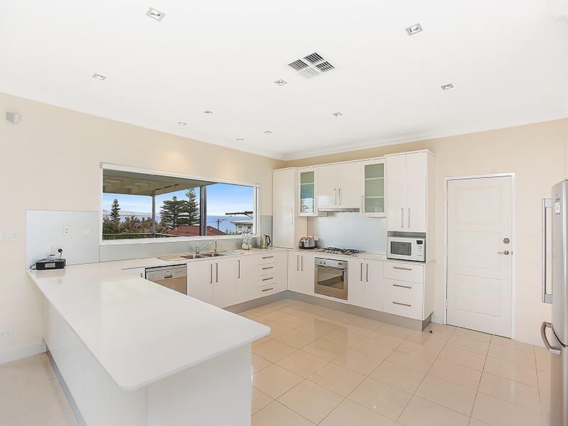 104 Second Avenue, Moana SA 5169