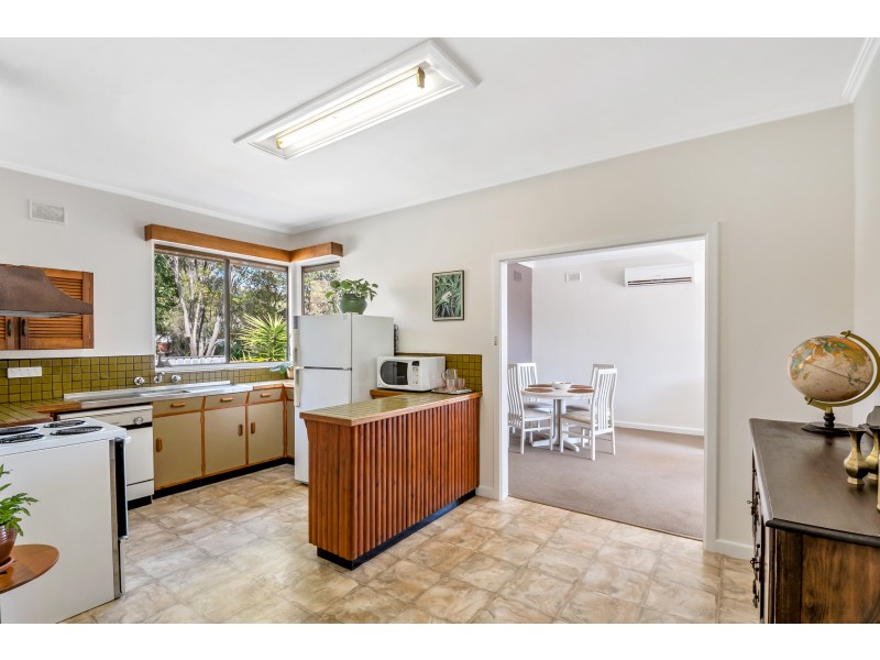 18 St Peters Terrace, Willunga SA 5172