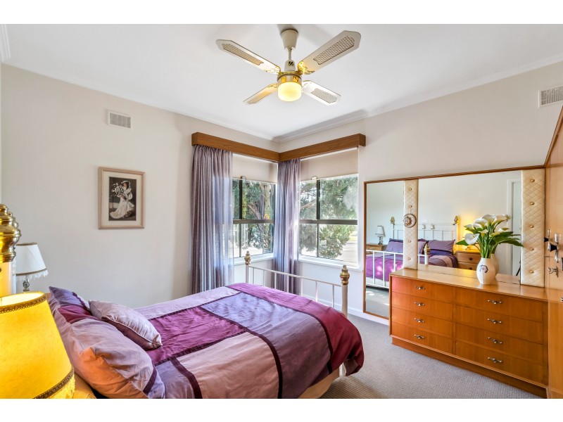 18 St Peters Terrace, Willunga SA 5172