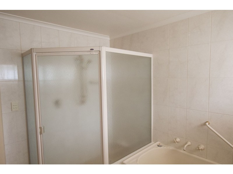 12 Bluelake Court, Tennyson SA 5022