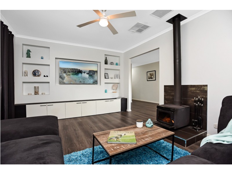 51 Trim Crescent, Old Noarlunga SA 5168