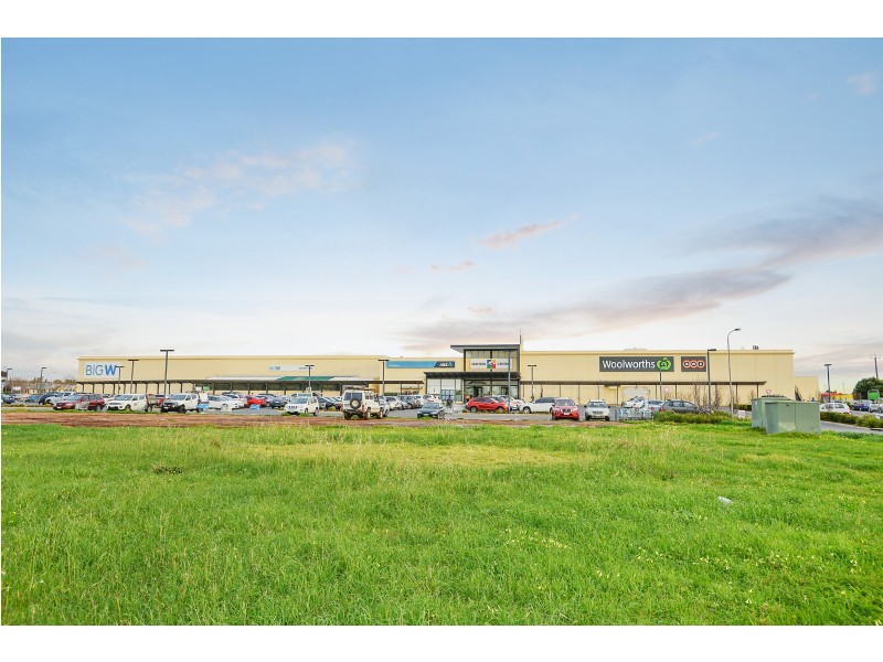 2 Oak Street, Seaford SA 5169