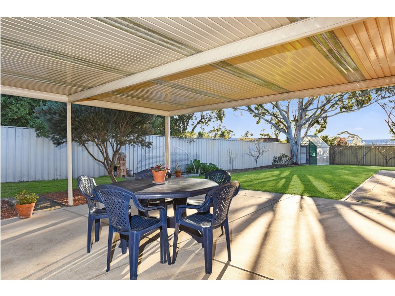 18 Evelyn Sturt Drive, Willunga SA 5172