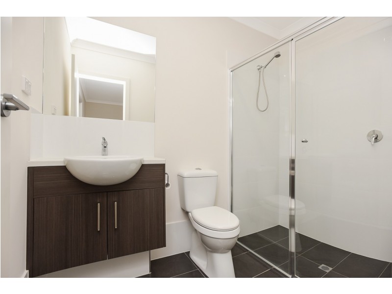 28 Robinson Road, Seaford Heights SA 5169