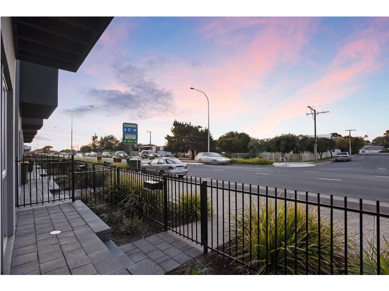 28 Robinson Road, Seaford Heights SA 5169