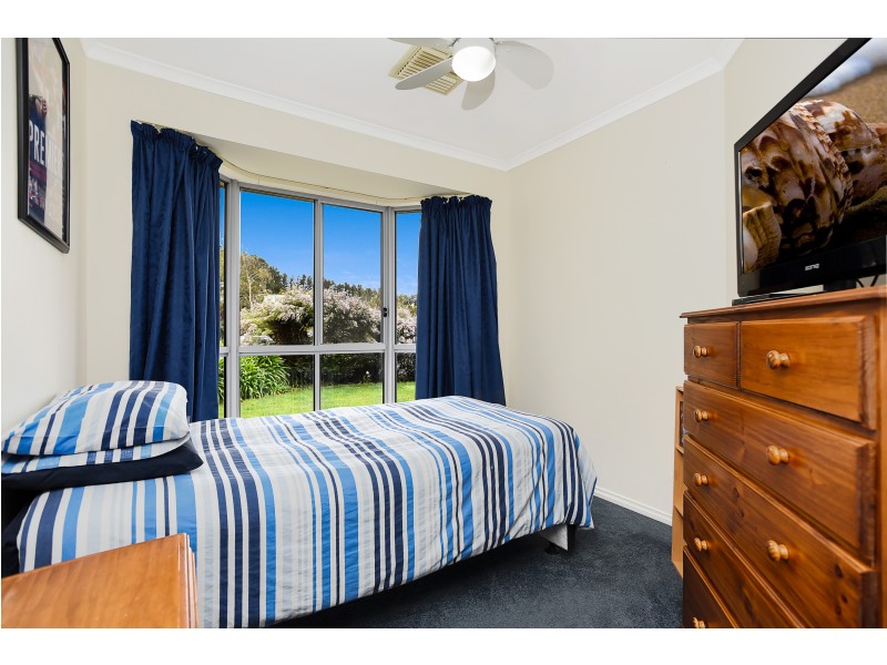 9 Baudin Crescent, Mount Compass SA 5210