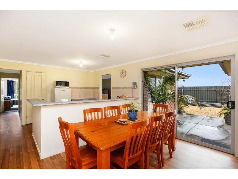 9 Baudin Crescent, Mount Compass SA 5210