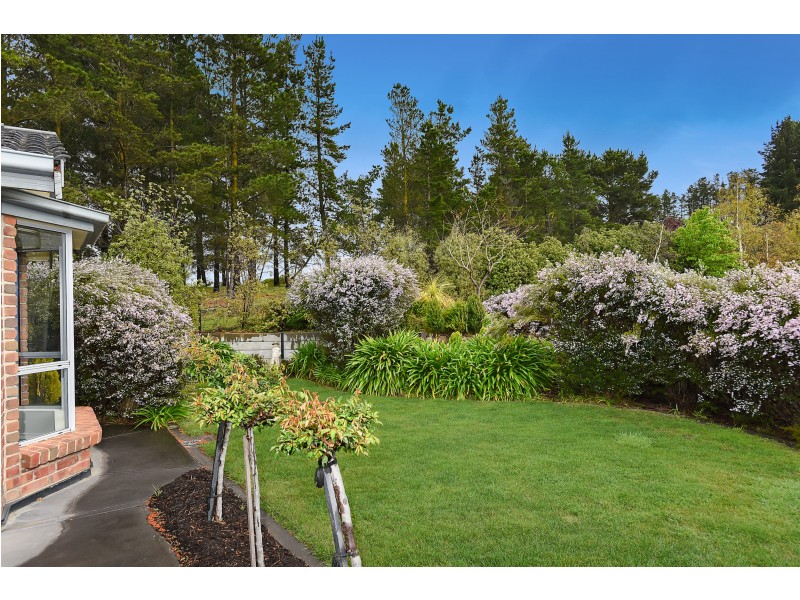 9 Baudin Crescent, Mount Compass SA 5210