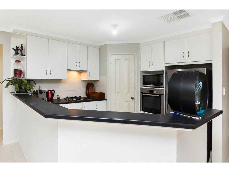 13 Emerald Boulevard, Aldinga Beach SA 5173