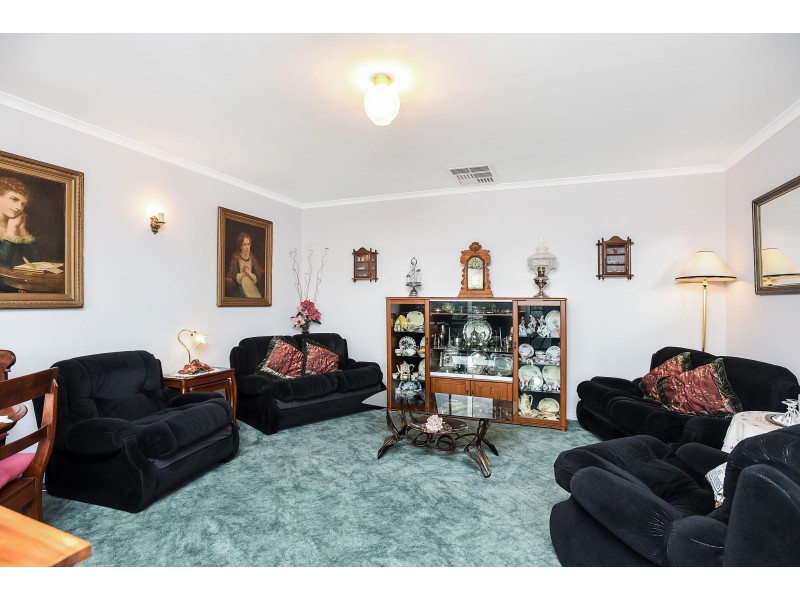 8 Holmes Street, Old Noarlunga SA 5168