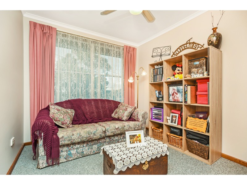 8 Holmes Street, Old Noarlunga SA 5168