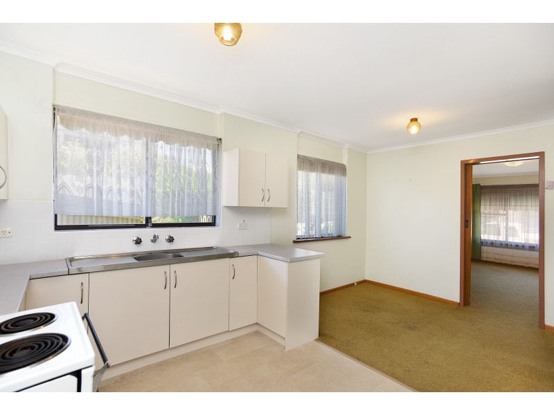 1/65 Nashwauk Crescent, Moana SA 5169