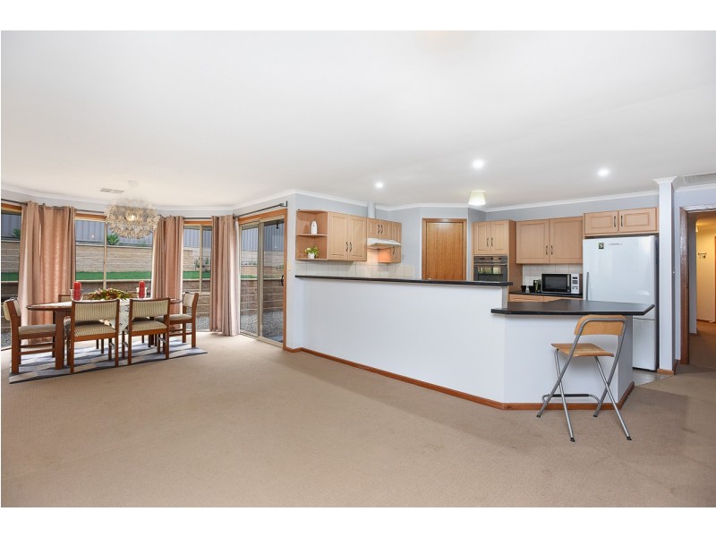 82 Grand Boulevard, Seaford Rise SA 5169