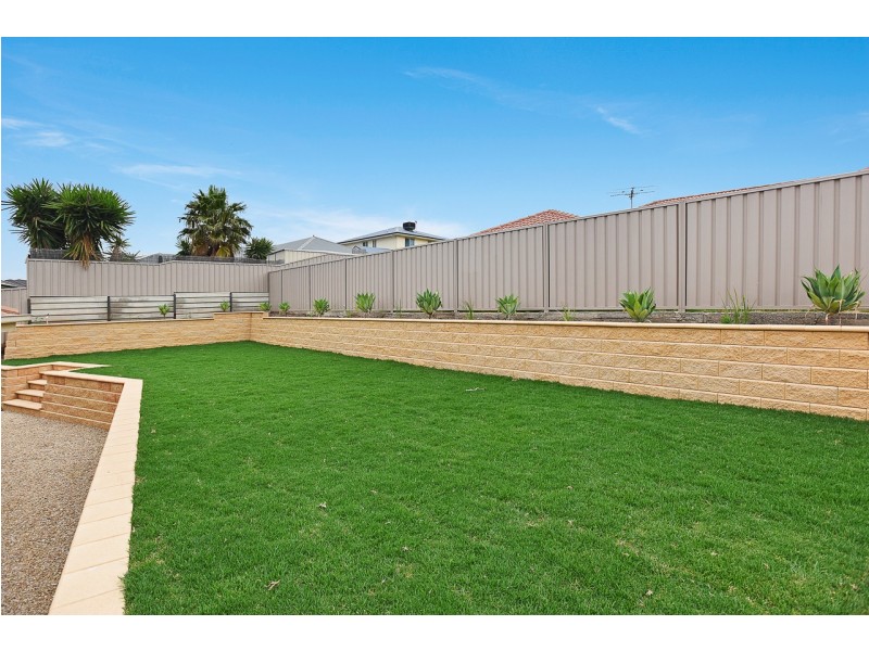 82 Grand Boulevard, Seaford Rise SA 5169