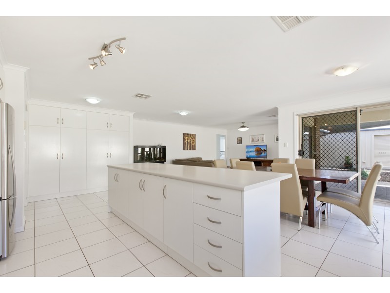 44 Halcyon  Circuit, Aldinga Beach SA 5173