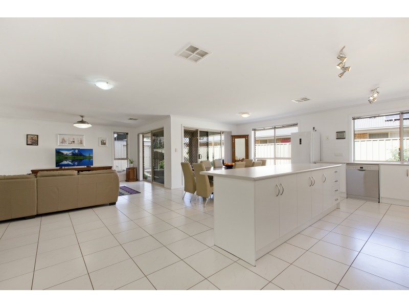 44 Halcyon  Circuit, Aldinga Beach SA 5173
