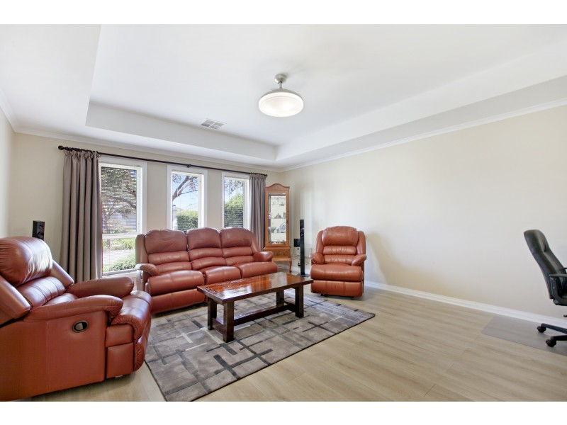 44 Halcyon  Circuit, Aldinga Beach SA 5173