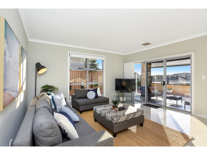 3/10 Commercial Road, Port Noarlunga South SA 5167