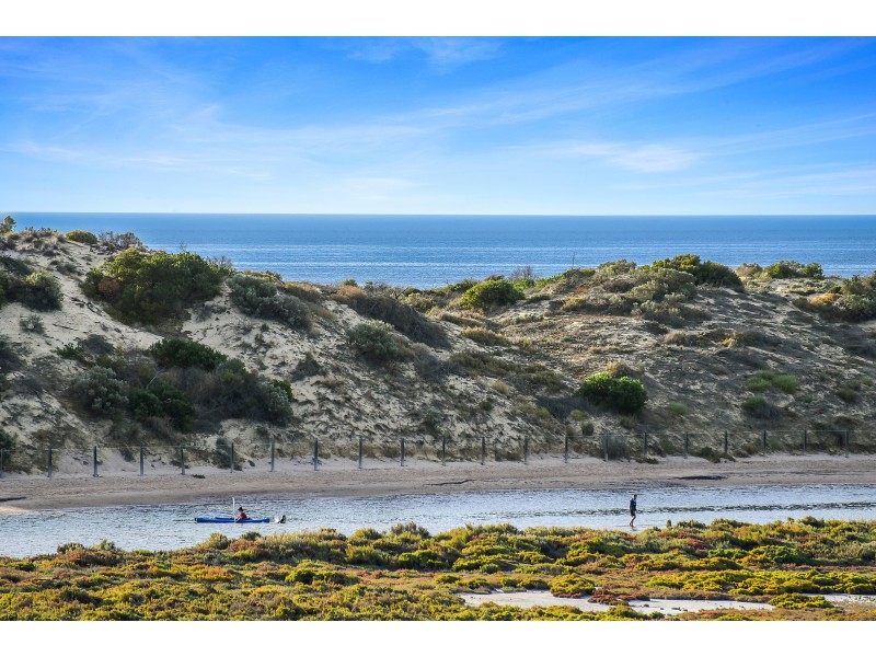 3/10 Commercial Road, Port Noarlunga South SA 5167