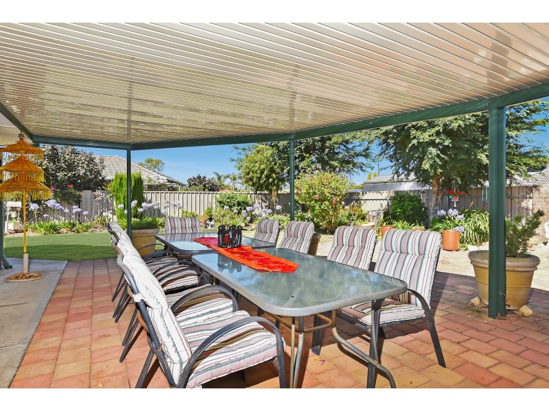 11 Avocet Street, Seaford Rise SA 5169