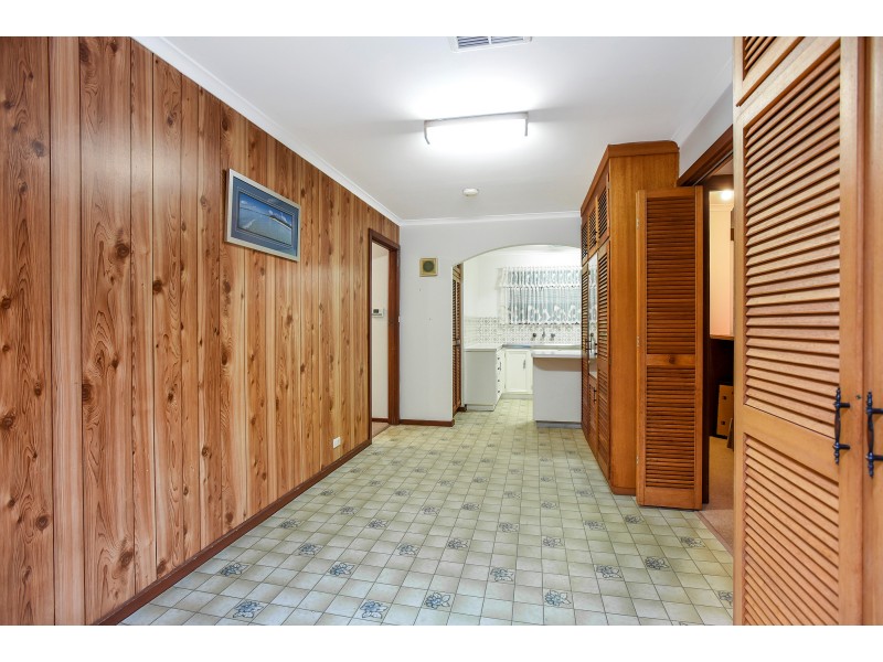 13 Trim Crescent, Old Noarlunga SA 5168